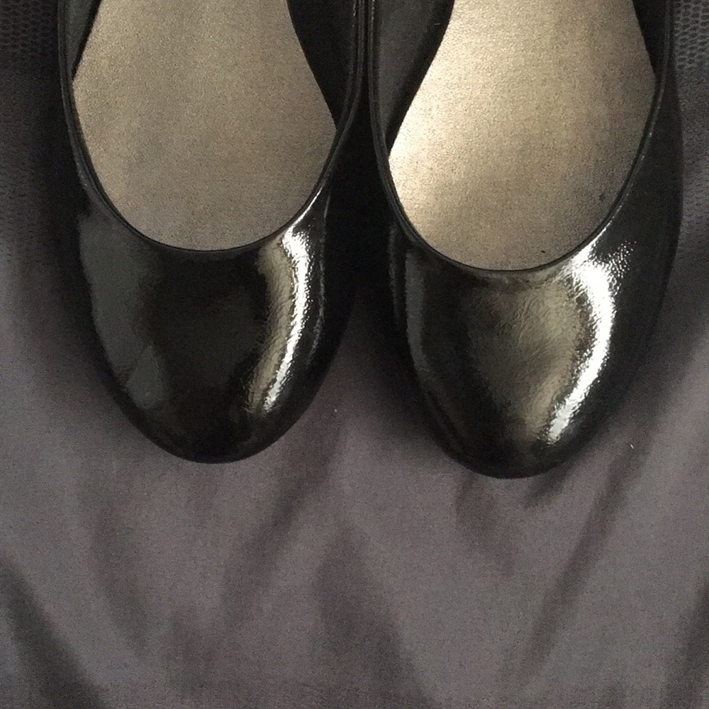 Black flats